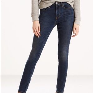 Levi’s 721 High Rise Skinny Ankle Size 30